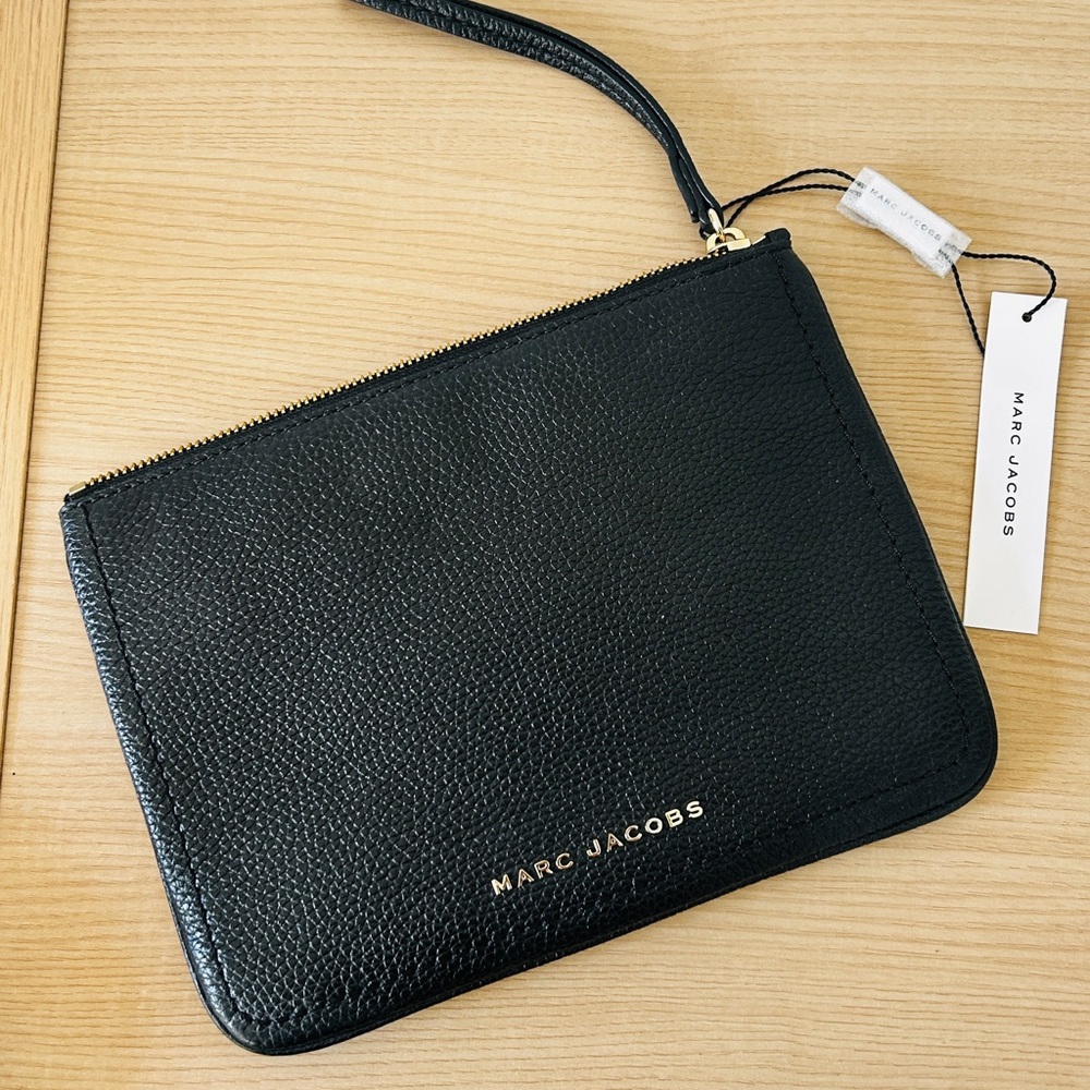 *NWT* Marc Jacobs Wristlet